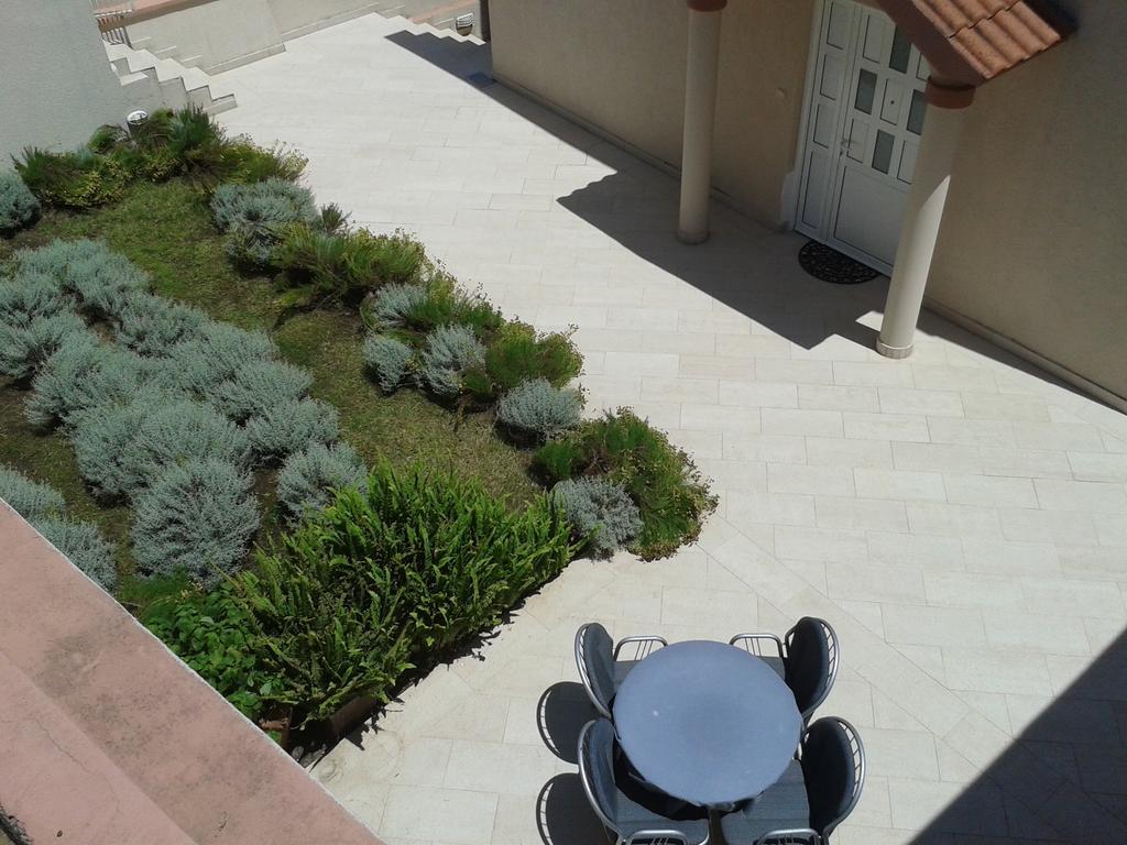 Apartments Vila Galileo Budva Room photo